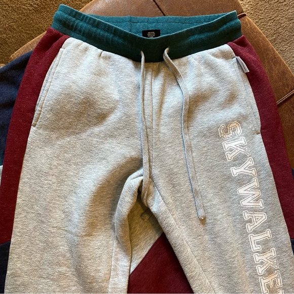 Disney Star Wars Our Universe Skywalker Academy Sweatshirt and Sweat Pants Set - Picture 9 of 14